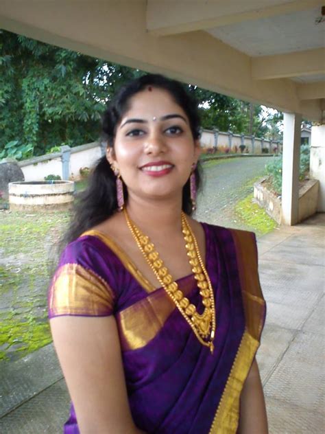 Malli Wife Malayali Wife Kerala Wife Salute Wife Mallu Malayali。